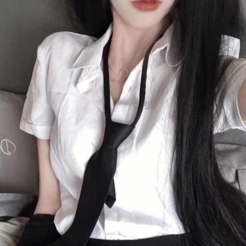 阿龙